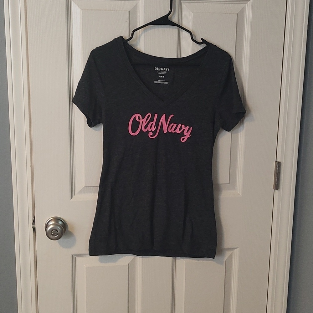 Old Navy V-Neck Tee